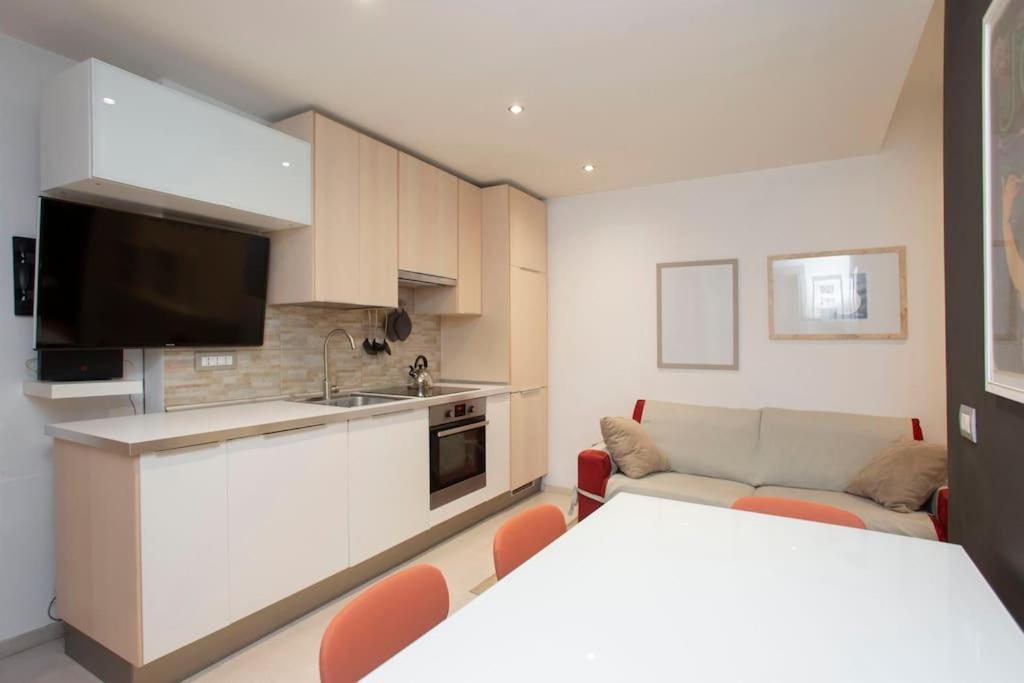 We - Corso Buenos Aires 77a Apartment